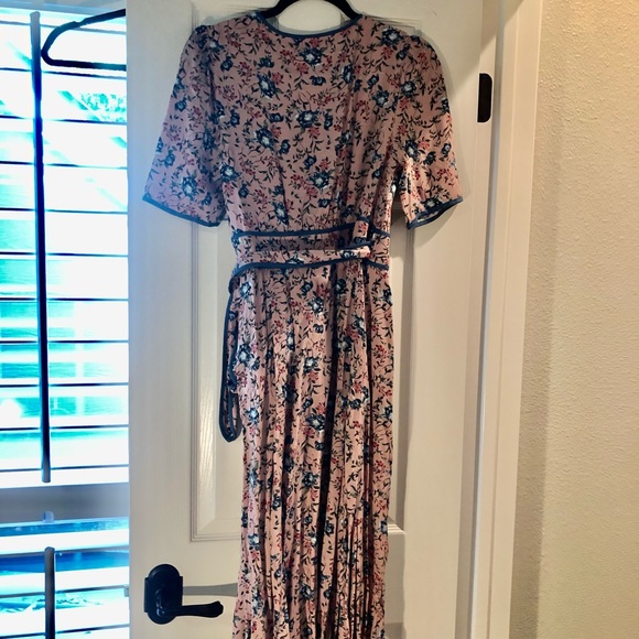 Gal Meets Glam Isadora size 4 EUC - Picture 2 of 4